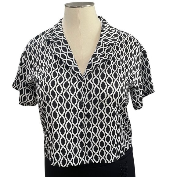 Pleione XL Geometric Print Button Front Blouse Short Sleeve Collared Shirt - Picture 4 of 9